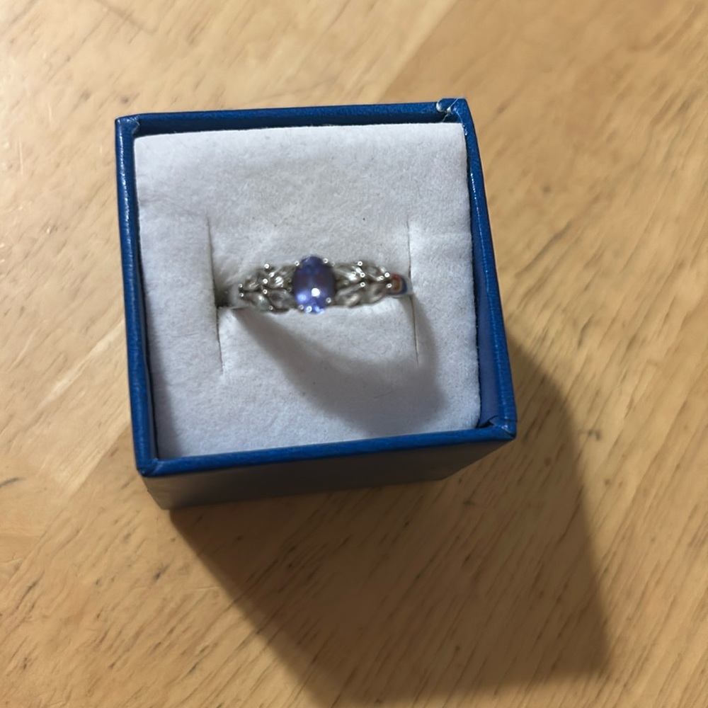 Elegant Silver and Blue Gemstone Ring